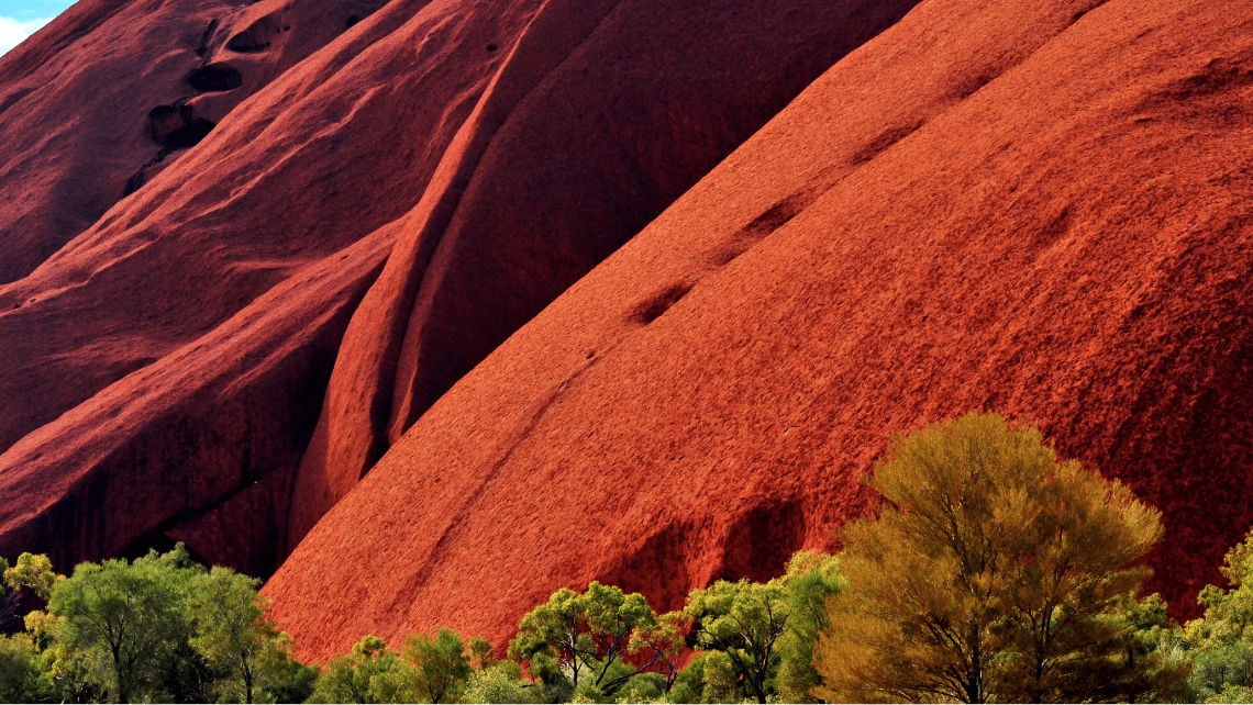 The red centre rocks